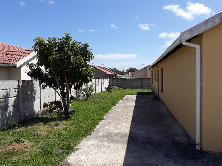 To Let 3 Bedroom Property for Rent in Amalinda Eastern Cape